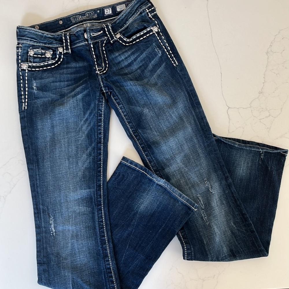 Miss Me Jeans Size 27 Buckle Exclusive EUC Distressed Bootcut Style JE5152B2L